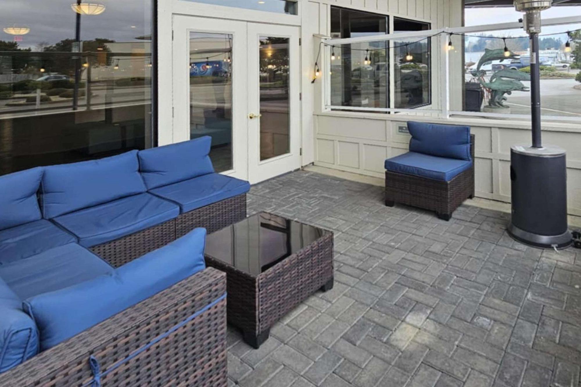 Edgewater Inn And Suites, Ascend Hotel Collection Кус Бей Екстериор снимка