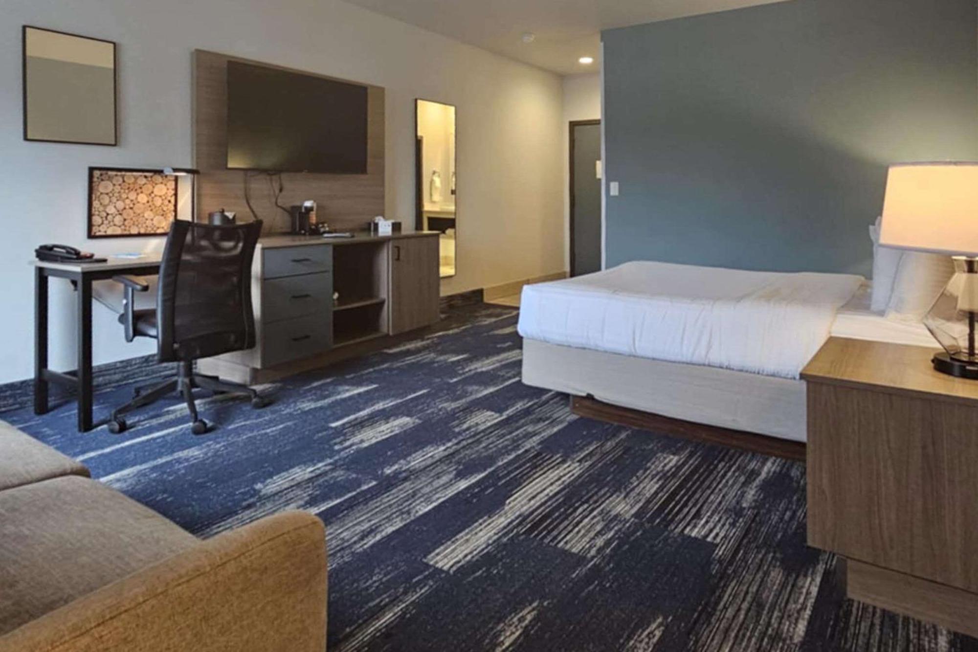 Edgewater Inn And Suites, Ascend Hotel Collection Кус Бей Екстериор снимка